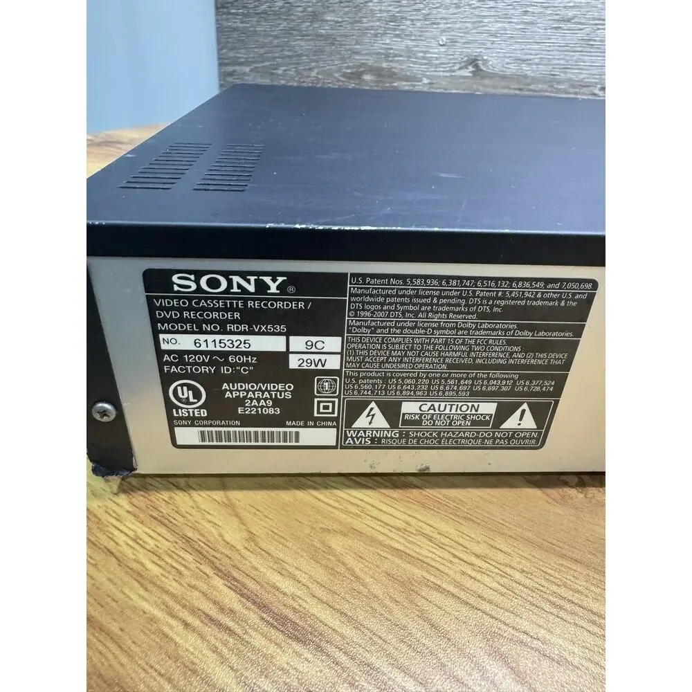 Sony RDR-VX535 DVD / VCR Combo Player Recorder 1080p HDMI Upscale With Remote